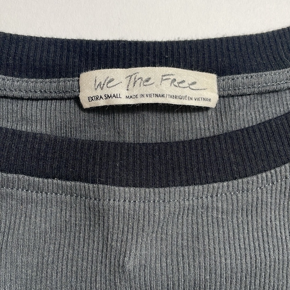 WE THE FREE “Feelin’ It” bandana shoulder dolman top - Picture 4 of 6